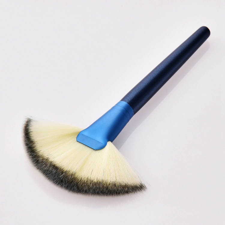 Cosmetic Tools Accessories Fan Shape Makeup Brush Highlighter Face Powder Brush 1 PCS for Face Make up